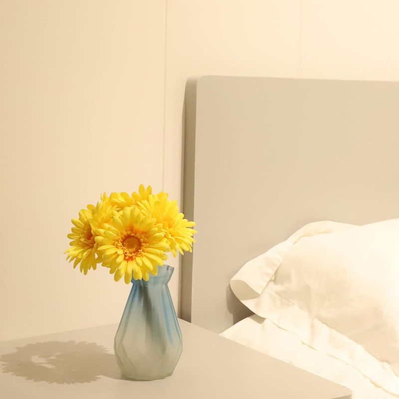 Photo 1 of TOPIA Artificial African Daisies Flowers African Daisy Silk Flowers Artificial Gerbera Daisies Pack of 10 (Yellow)