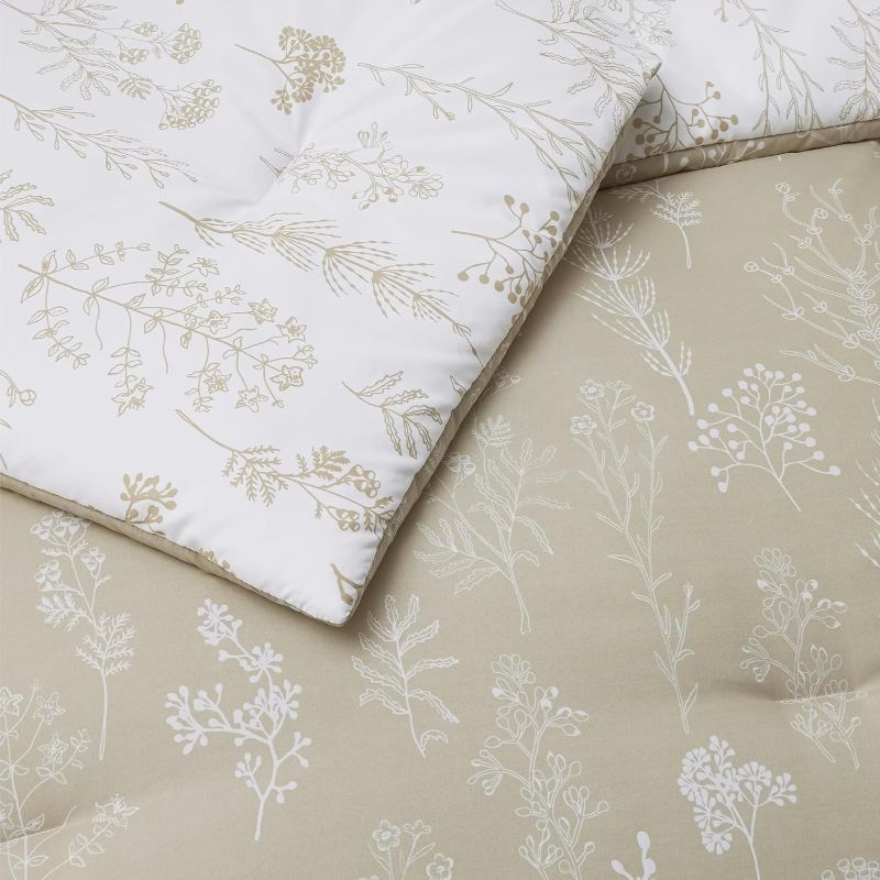 Photo 1 of Bedsure King Comforter Set - Linen Bed Set, 3 Pieces Cute Floral Bedding, 1 Soft Reversible Botanical Flowers Comforter and 2 Pillow Shams
