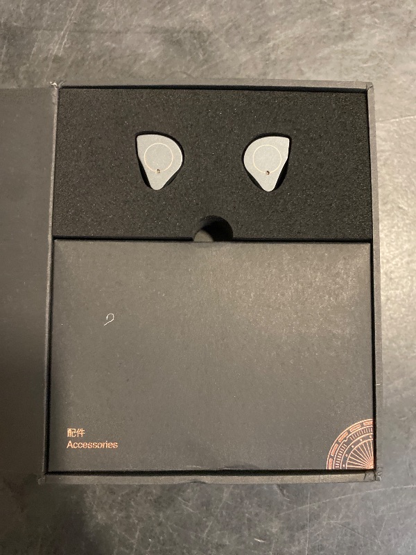 Photo 1 of Linsoul SIMGOT SuperMix 4 1DD+1BA+1Planar+1PZT Hybrid Drivers Earphones, HiFi in Ear Monitor IEM, Wired Gaming Earbuds with OFC Silver-Plated Cable for Musician Audiophile