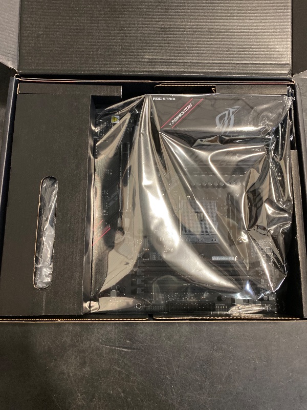 Photo 1 of ASUS ROG Strix B550-F Gaming WiFi II AMD Socket AM4 ATX DDR4 Motherboard