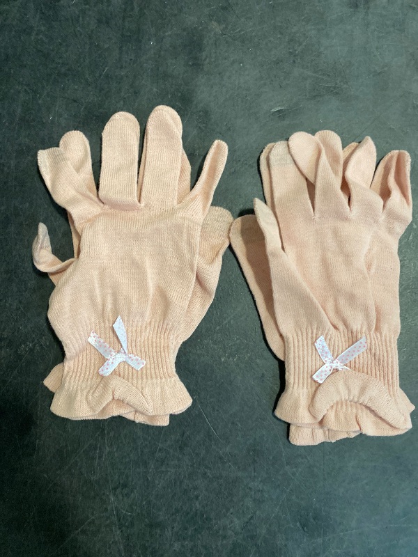 Photo 1 of Evridwear Cotton Moisturizing Gloves Overnight Touchscreen for Dry Hands SPA Eczema Hand Care, Day and Night Moisturizing Sleeping Gloves (2 Pair S/M, Feather Weight Pink Color)