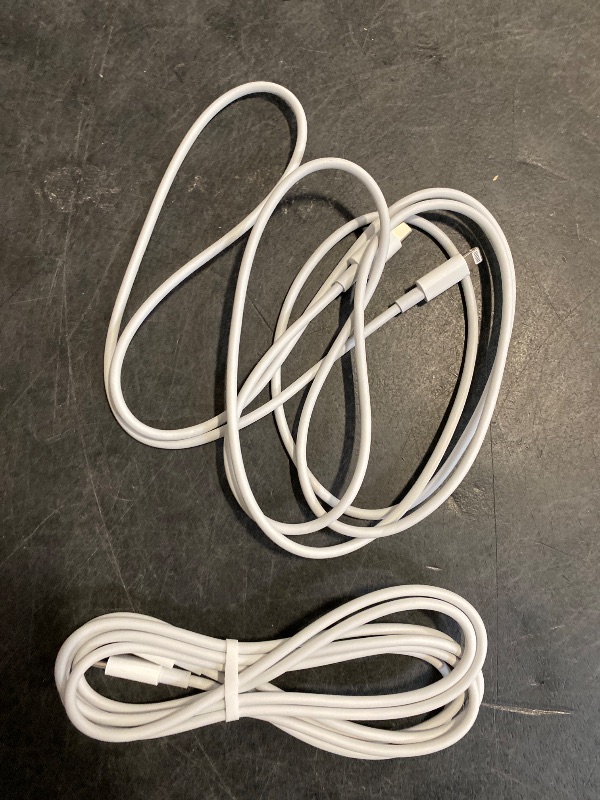 Photo 1 of USB C to Lightning Cable (2pack 6ft), Apple MFi Certified iPhone Fast Charger 2m, Power Delivery Original Type C Charging Cord for Apple iPhone 13/12/11 Pro/11/XS MAX/XR/8/7/6s Plus,iPad (White)