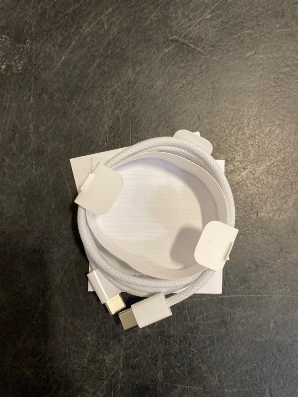 Photo 1 of Apple USB-C Woven Charge Cable (1 m)