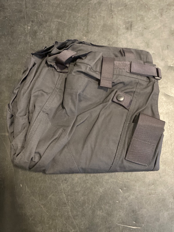 Photo 1 of (L) ZAPT Tactical Shorts Military EDC Cargo Short Hiking Outdoor Camo Shorts Multi Pockets Men(Dark Grey, L)
