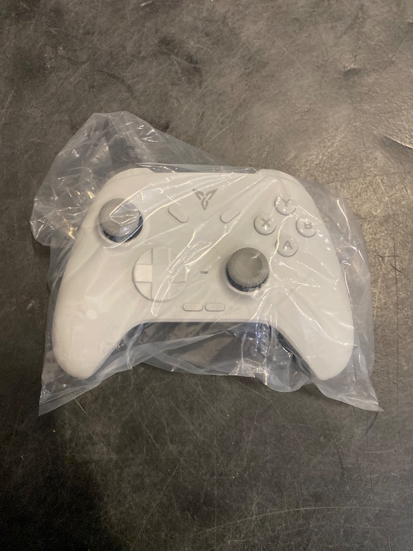 Photo 1 of FLYDIGI Direwolf 3 Wireless PC Controller, Hall Effect Joysticks Triggers,1000 Hz Polling Rate, Multi-Platform Gaming Controller, Windows PC/Switch/Switch2/Android/Laptop