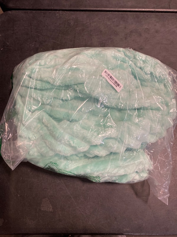 Photo 1 of NEWCOSPLAY Super Soft Throw Blanket Aqua Premium Silky Flannel Fleece 3D Ribbed Jacquard Lightweight Bed Blanket All Season Use (Aqua Ribbed, Throw(50"x60"))
