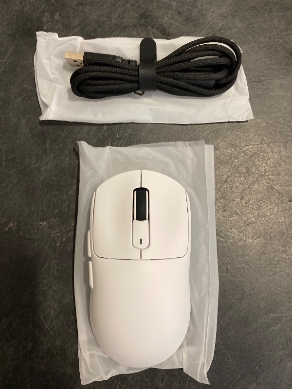Photo 1 of ATTACK SHARK X3 Wireless Gaming Mouse, 49g Ergonomic Computer Mouse, Triple Modes PAW3395 26K DPI Optical Sensor, 200h Battery Life, Programmable Buttons, Gaming Accessories for PC/Laptop/Mac (White)