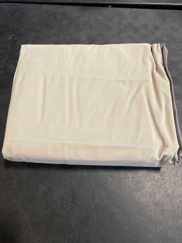 Photo 1 of (Q) Intex 64103E Dura-Beam Standard Single-High Air Mattress: Fiber-Tech - Queen Size - 10in Bed Height - 600lb Weight Capacity - Pump Sold Separately