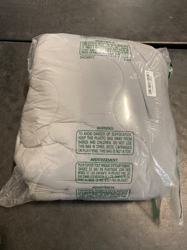 Photo 1 of Elegear King Cooling Mattress Pad for Hot Sleepers, Waterproof Cold Mattress Topper with TriSupport 3D Tech Balanced Support & Enhanced Breathability, Soft Fluffy Bed Protector Deep Pocket Up to 16"