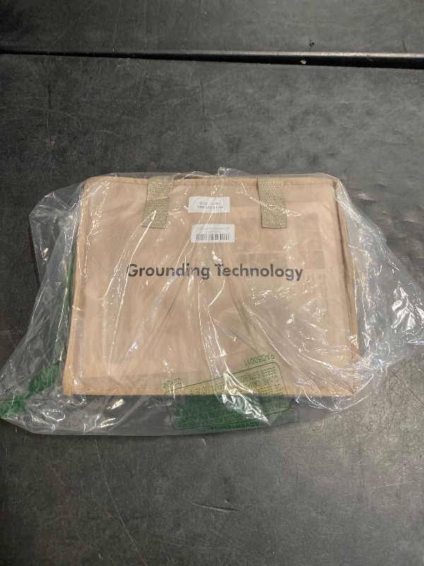 Photo 1 of Grounding Sheet, 90% Organic Cotton+10% Pure Silver Organic Fitted Grounded Sheet for Improved Sleep, Pain Relief - Earth Connected Bedding (Gray, (78.4 * 80.2 * 15inch))