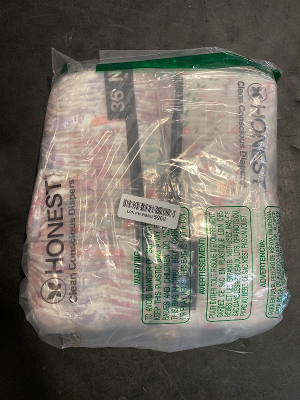 Photo 1 of The Honest Company Clean Conscious Diapers for Delicate Skin | Up to 100% Leakproof | Hypoallergenic, Fragrance Free | Girl Prints | Club Box, Size Newborn, 72 Count (Prints May Vary)