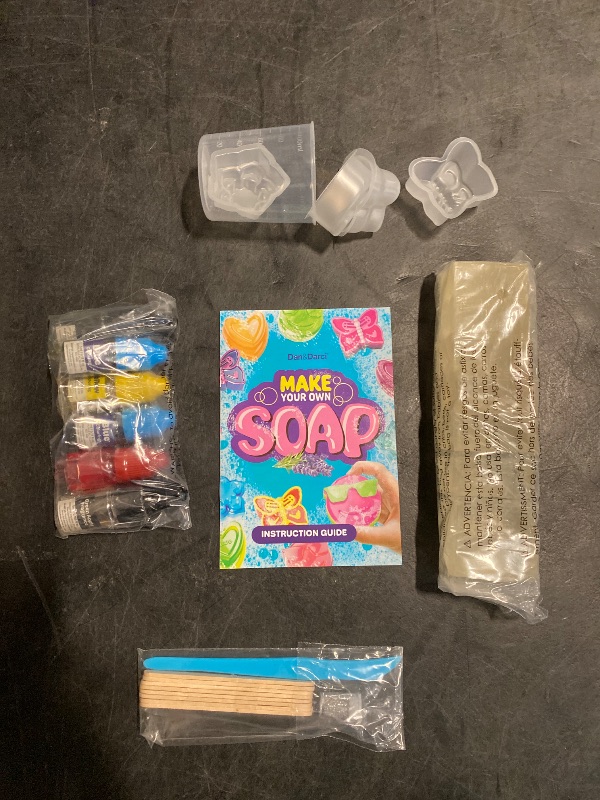 Photo 1 of Dan&Darci Soap Making Kit for Kids - Crafts Science Toys - Birthday Gifts for Girls and Boys Age 6-12 Years Girl DIY Kits - Best Educational Craft Activity Gift for 6-12 Year Old Kid