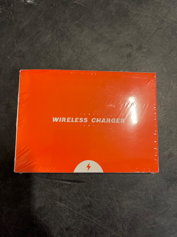 Photo 1 of Yootech Wireless Charger,10W Max Fast Wireless Charging Pad Compatible with iPhone 16e/16/16 Plus/16 Pro Max/15/14/13/SE 2022/12/11/X/8,Samsung Galaxy S22/S21/S20,for AirPods Pro 2(No AC Adapter)