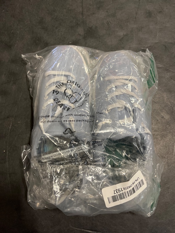 Photo 1 of Size 9 - Dearfoams Women's Shoes-Mabel Lightweight Comfortable Easy Slip On Sneaker with Arch Support, Eventide, 9