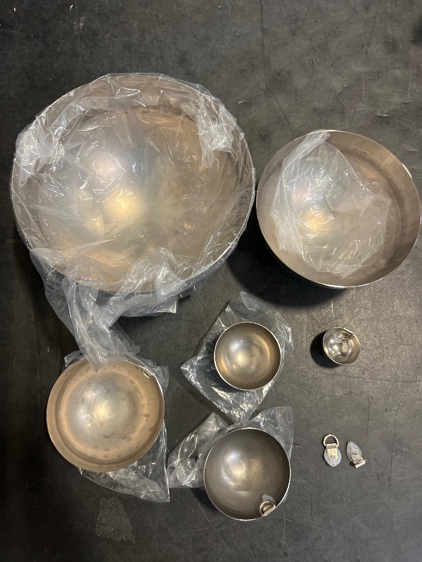 Photo 1 of Koiugayk 6pcs Hollow Hemisphere Ball Gazing Ball Half for Outdoor Decoration Shopping Mall Decor Wall Decorated (Silver)