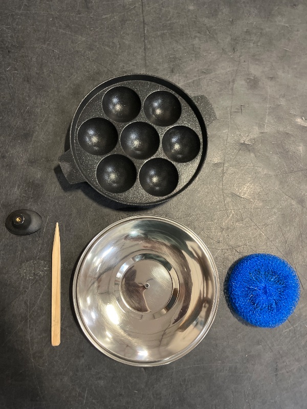 Photo 1 of DBY Appam Patra Paniyaral Non-Stick Paniyaram Paniyarakkal Aebleskiver Pan with Stainless Steel Lid 7 Balls
