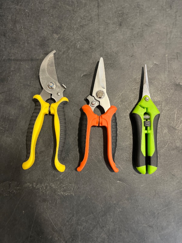 Photo 1 of 3 Pack Garden Pruning Shears Stainless Steel Blades Handheld Pruners Set with Gardening Gloves