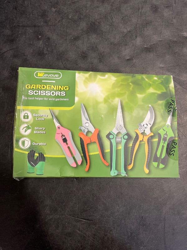 Photo 1 of 3 Pack Garden Pruning Shears Stainless Steel Blades Handheld Pruners Set with Gardening Gloves