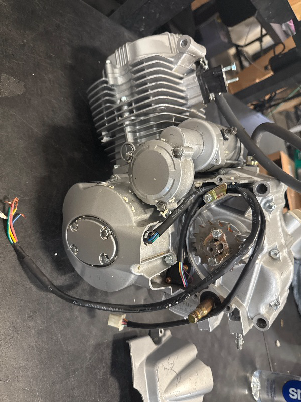 Photo 1 of (For Parts) ATV 250cc Engine Motor Air-Cooled Vertical Engine 4-Stroke for ATV Dirt Bike, 5-Speed Manual Transmission Engine CG250 Vertical Engine Motor - Single Cylinder