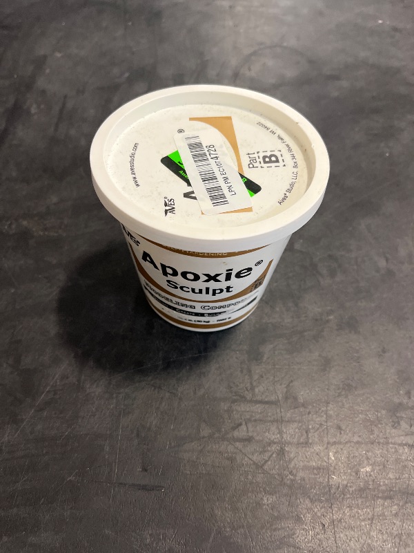 Photo 1 of Apoxie Sculpt - 2 Part Modeling Compound (A & B) - 4 Pound, White/Stone White