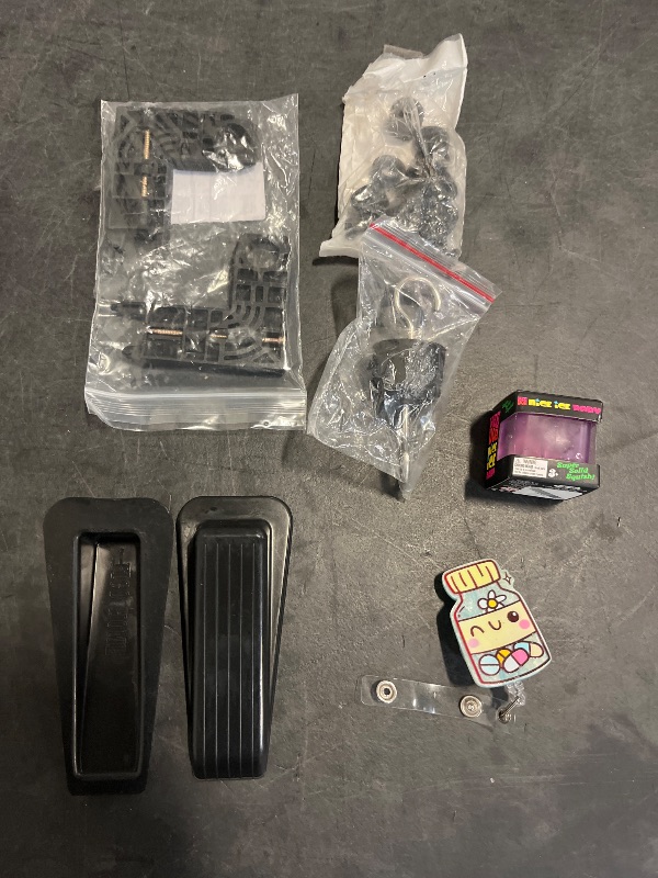 Photo 1 of 7 Mixed items 