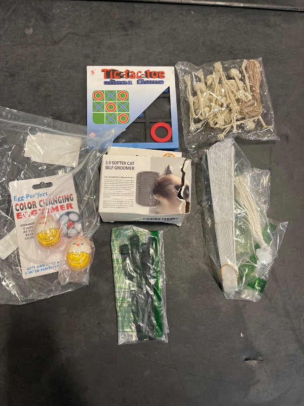 Photo 1 of 6 Mixed items 