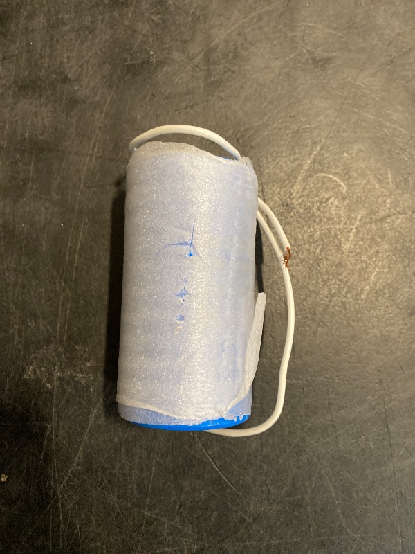 Photo 1 of PATIKIL CD60 Run Capacitor, 300uF 250VAC 2 Wires 50/60Hz Motor Starting Capacitor for Air Compressor Motor Starts Running