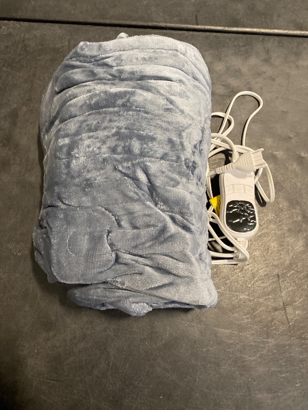 Photo 1 of Homemate Heated Blanket Electric Throw - 50"x60" Heating Blanket Throw 1/2/4/6/8 Hours Auto-Off 10 Heat Level Over-Heat Protection Flannel Sherpa Electric ETL Certification