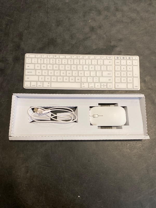 Photo 1 of seenda Bluetooth Keyboard and Mouse for Mac, SKM64-2 Multi-Device Rechargeable Slim Wireless Keyboard Mouse Stainless Steel Full Size, Compatible with MacBook Pro/Air, iPad, Mac - White Silver