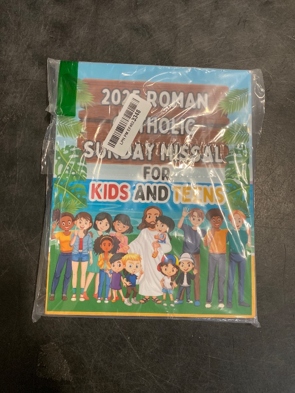 Photo 1 of 2025 Roman Catholic Sunday Missal for Kids and Teens: Mass Readings and Prayers for Young Hearts