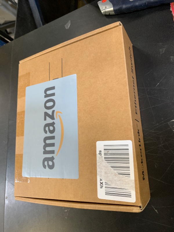 Photo 1 of MokerLink 8 Port 2.5G Ethernet Managed Switch with 1 Port 10G Ethernet Uplink, 8 x 2.5G Base-T Ports Compatible with 10/100/1000Mbps, Metal Web Managed Fanless Network Switch