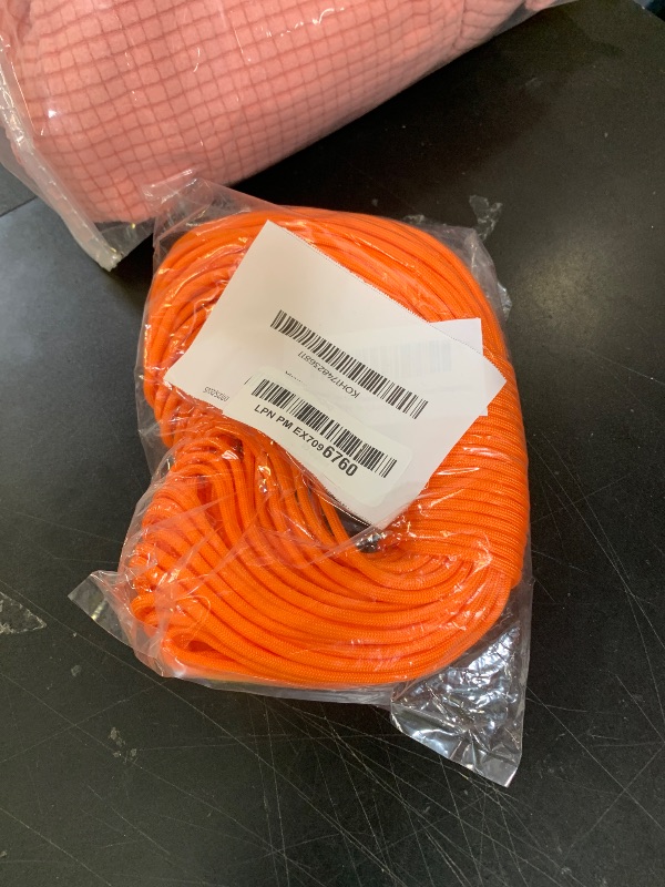 Photo 1 of 7 Strand Core 550lb Paracord Parachute Cord Lanyard Mil Spec Type III-100ft (Neon Orange(45#))