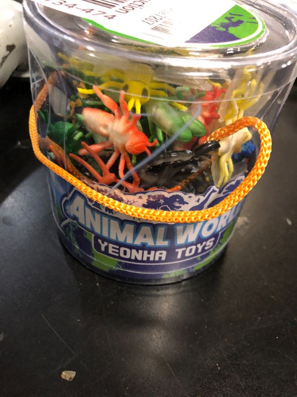 Photo 1 of 60 Piece Mini Insect Toys with Gift Box, Plastic Bug Figure for Kids, Fake Bug Theme Party Decoration, School Project Sensory Bins, Classroom Reward, Halloween Goody Bag Filler Gift, Cupcake Topper