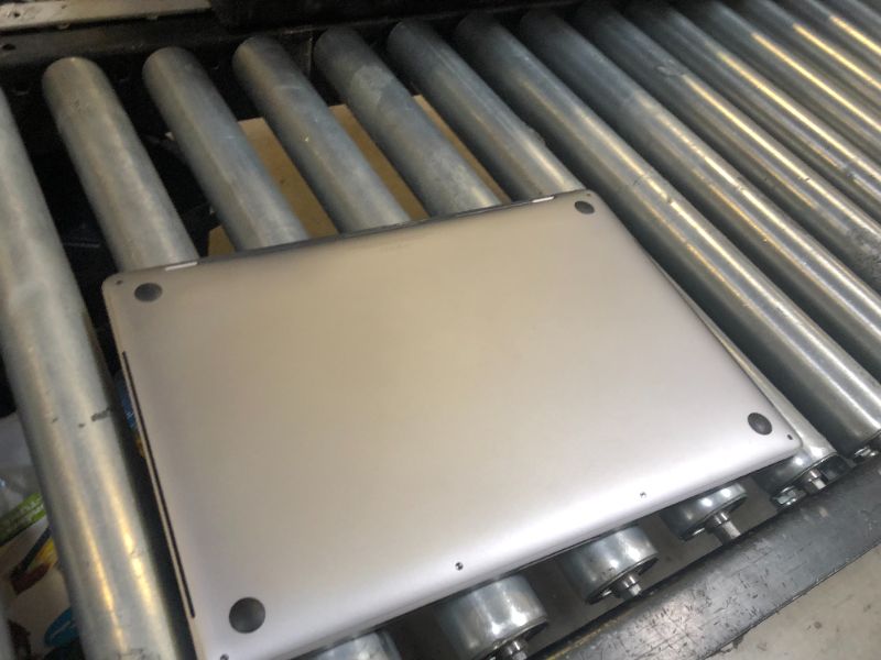 Photo 1 of -NON FUNCTIONAL-MacBook Pro (15-inch, 2018)