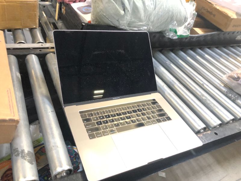 Photo 1 of -NON FUNCTIONAL-MacBook Pro (15-inch, 2018)