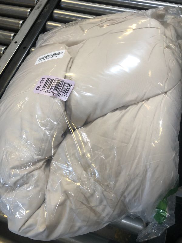 Photo 1 of Bedsure Twin Comforter Set - 5 Pieces Beige Twin Bedding Set for All Seasons, Boho Contrasting Design Bed in a Bag with Comforter, Sheets, Pillowcase & Sham