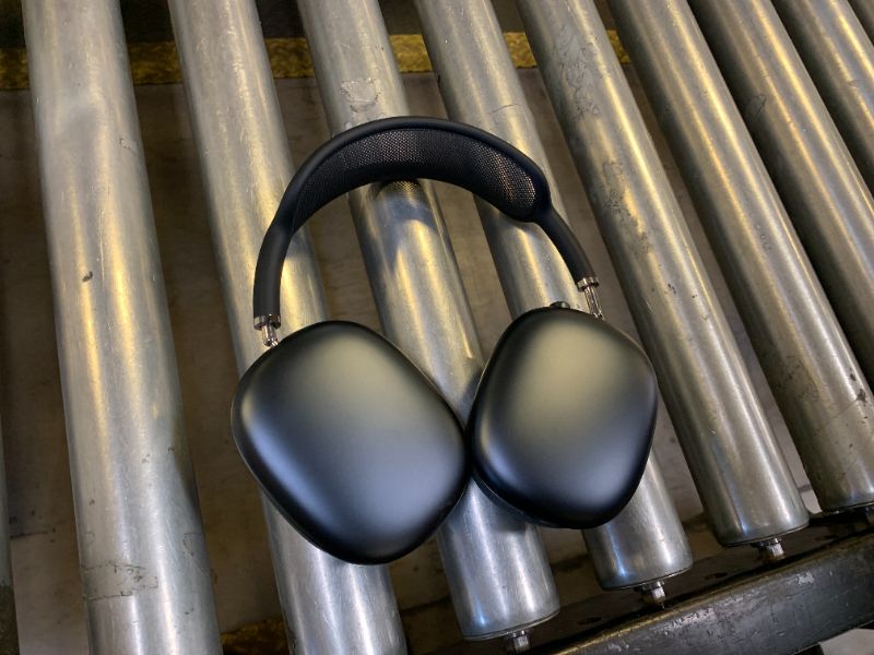 Photo 1 of Apple AirPods Max Wireless Over-Ear Headphones, Pro-Level Active Noise Cancellation, Transparency Mode, Personalized Spatial Audio, USB-C Charging, Bluetooth Headphones for iPhone - Midnight