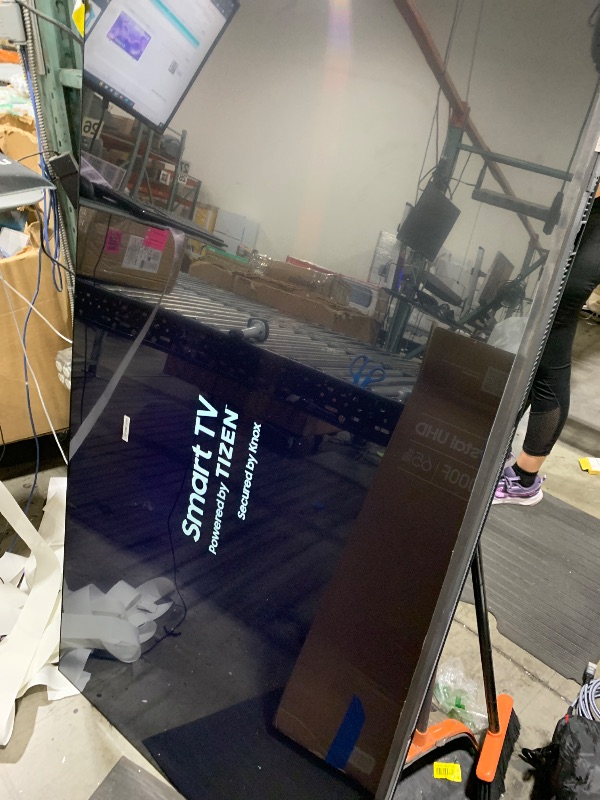 Photo 1 of Samsung 65-Inch Class Crystal UHD U8000F 4K Smart TV (2025 Model) Endless Free Content, Crystal Processor 4K, MetalStream Design, Knox Security, Alexa Built-in