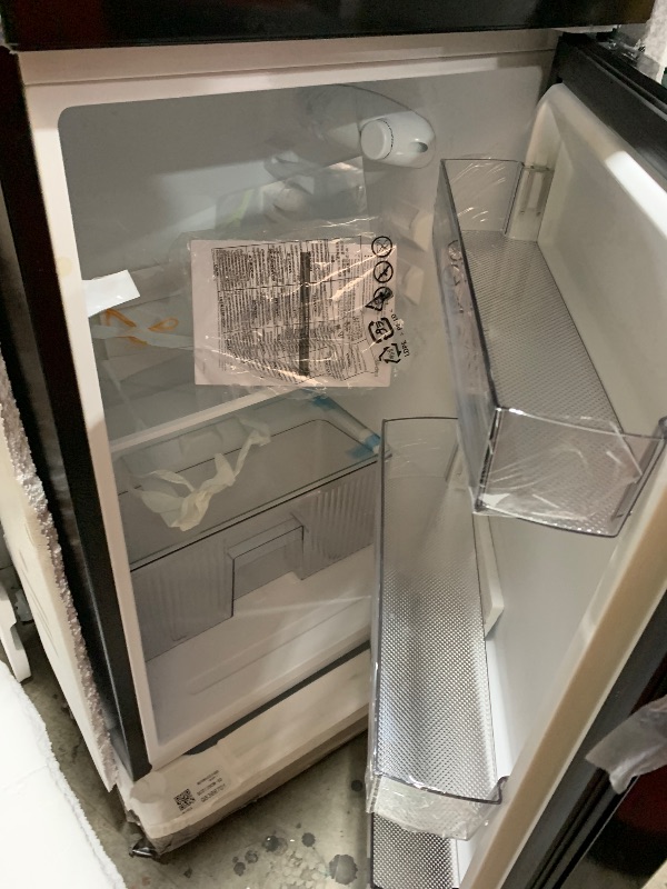Photo 1 of Midea MERM45S3ABB 4.5 Cu Ft Double Door Refrigerator Black, Cubic feet