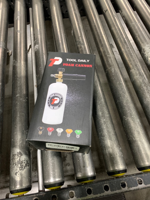 Photo 1 of Tool Daily Foam Cannon with 1/4 Inch Quick Connector, 1 Liter, 5 Pressure Washer Nozzle Tips