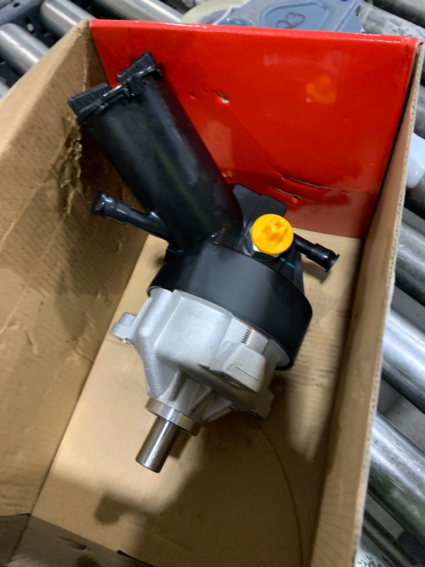 Photo 1 of A PREMIUM 
POWER STEERING PUMP 