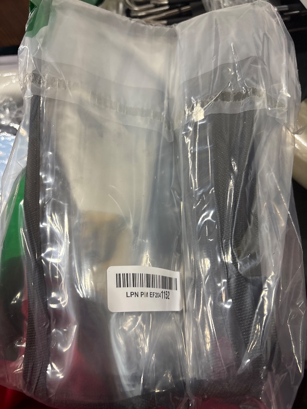 Photo 1 of Ireer 18 Pack Clear Zipper Pouches PVC Waterproof Pouch Bags Transparent Zipper Pouch Clear Storage Bags Multipurpose for Organizing Travel Cosmetics Document File, 11.5 x 7 Inches