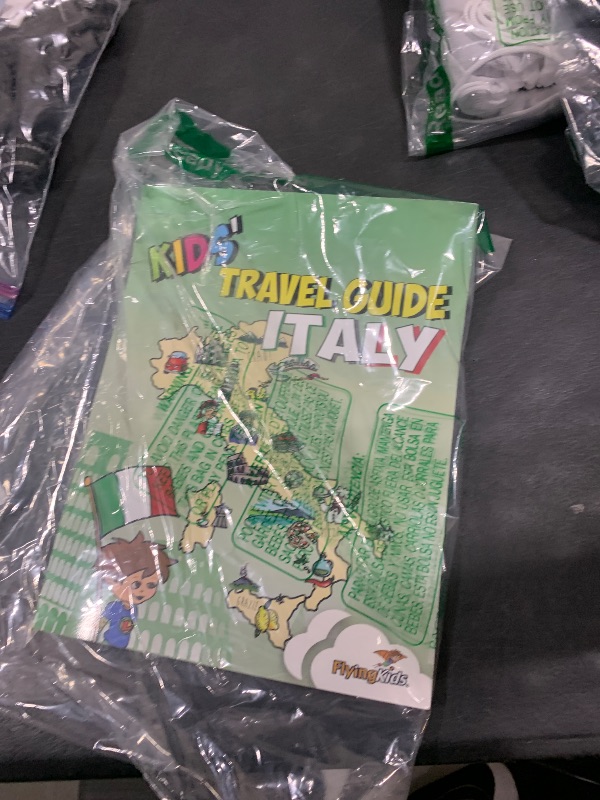 Photo 1 of Kids' Travel Guide - Italy: The fun way to discover Italy - especially for kids (Kids' Travel Guide series)