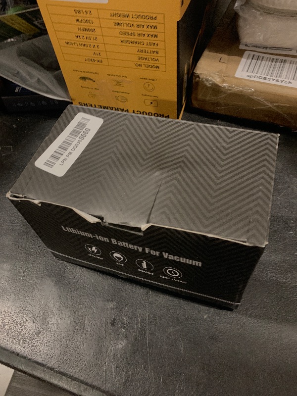 Photo 1 of Battery Replacement for V6, 21.6V 6500mAh Li-ion Battery Compatible with V6 Animal V6 Absolute V6 Motorhead V6 Fluffy SV03 SV04 SV05 SV06 SV07 SV09 DC58 DC59 DC61 DC62 DC72 DC74 Vacuum Cleaner