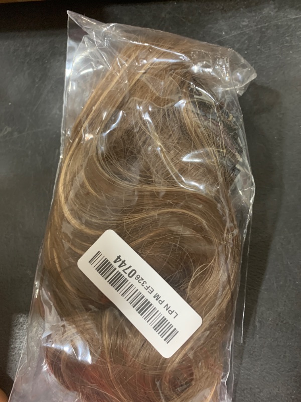 Photo 1 of Highlight balayage dark brown Hairpieces for wedding, Natural & Blends Well Clip in Hair Extensions (20inch, 6pcs, Light Brown&Honey Blonde)