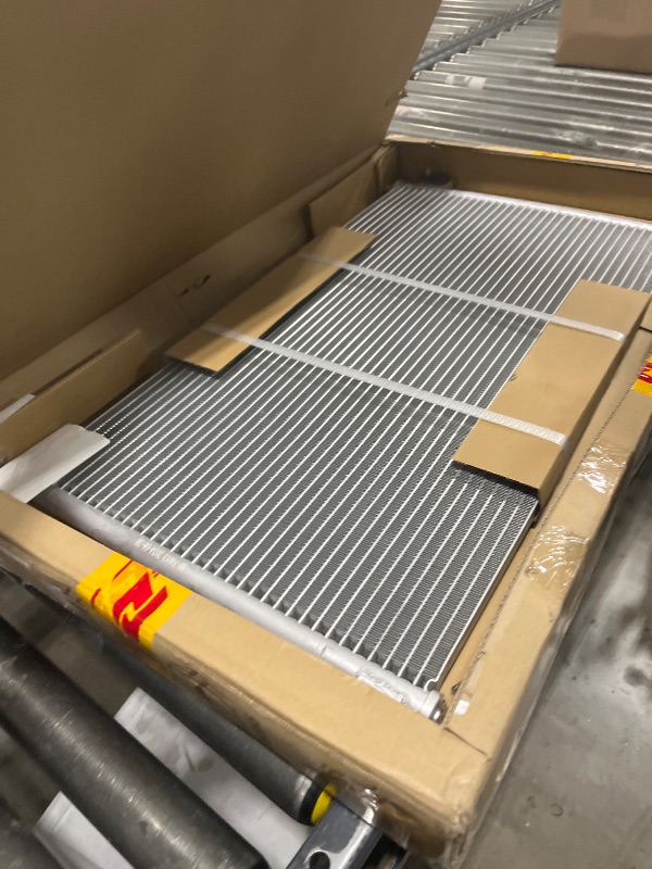 Photo 1 of OCPTY Air Conditioning A/C Condenser Compatible with 1998-2002 for Honda for Accord DX/EX/LX,Replace# 4900,80100S84A00,4900PFXC,HO3030101