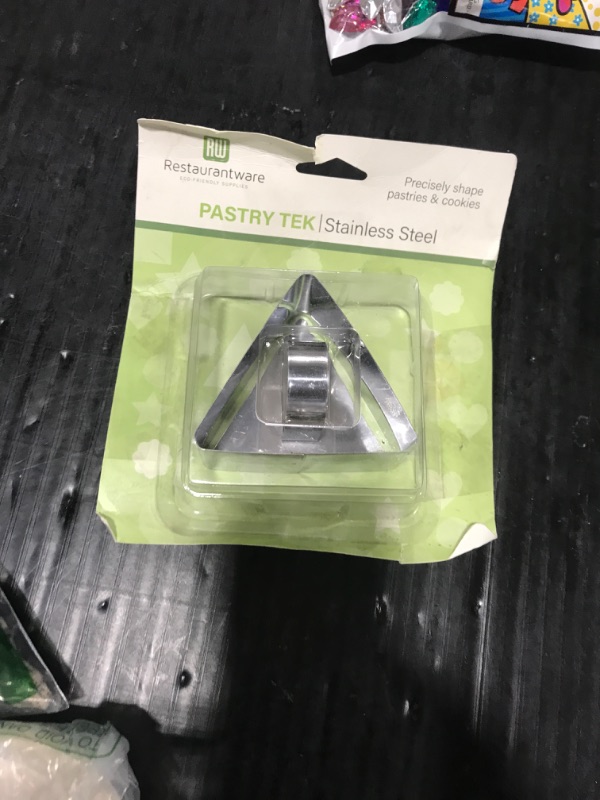Photo 1 of Restaurantware Pastry Tek 3.2 x 1.3 x 1.5 Inch Cake Ring Mold 1 Triangle Cooking Ring With Food Press - Small Dishwasher-Safe Stainless Steel Mousse Mold Oven-Safe For Pancakes or Cheesecakes