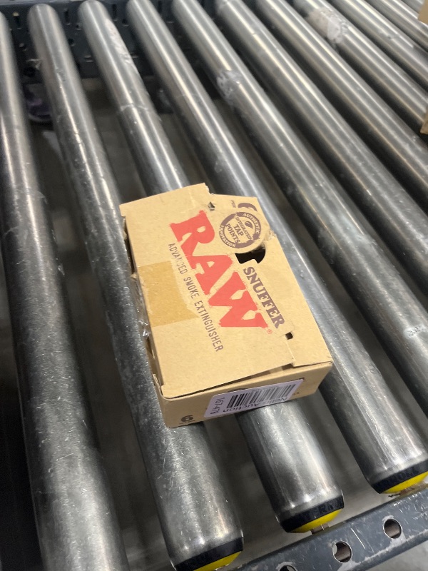 Photo 1 of 6pc Display - RAW Cone Snuffer