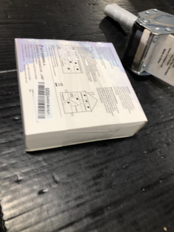 Photo 1 of Siterlink Hardwired Smoke Detector Carbon Monoxide Detector Combo 10 Year Battery up, UL 217-9th Conforming, Interconnected Smoke & CO Alarm with Bilingual Voice Alerts, 1 Pack