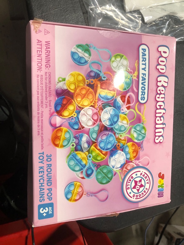Photo 1 of JOYIN Round Pop Fidget Keychain 30 Pack Pop Fidget Toys Bulk Party Favors for Kids 4-8,8-12 Years, Goodie Bags Stuffers End of Year Student Gifts Classroom Prizes Birthday Sensory Toys
